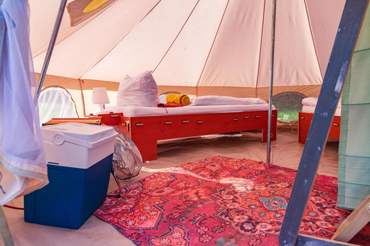 Domo Camp - Nature Glamping Hof Viehbrook Hotel Rendswuhren Luaran gambar